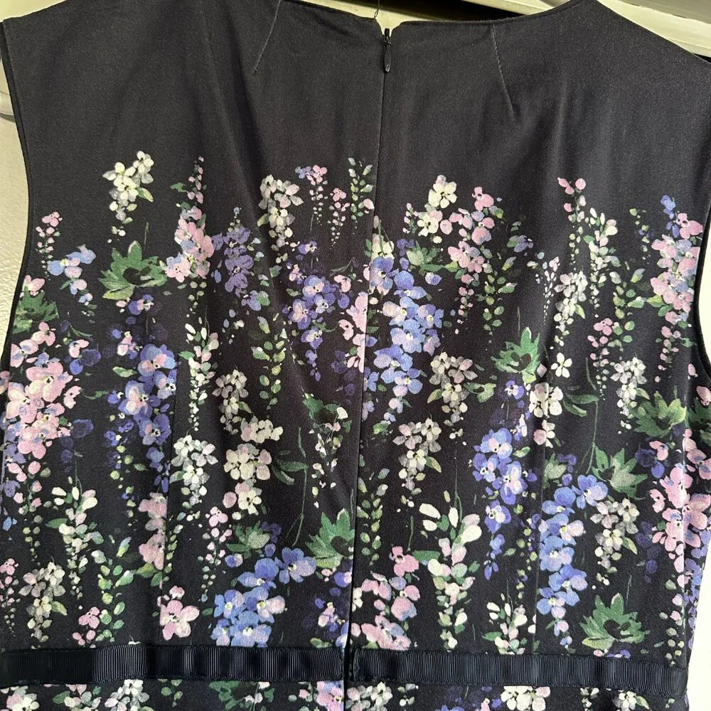 Women's Hobbs London Fit and Flare Dress in US size 6 - Picture 8 of 12